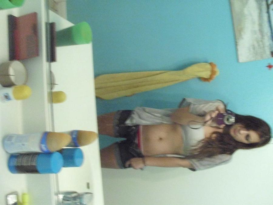 25P Real home made teen girl footage