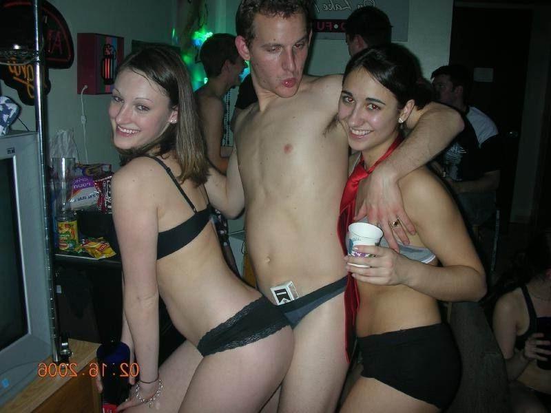 15P Gorgeous nude drunk girls posing on camera