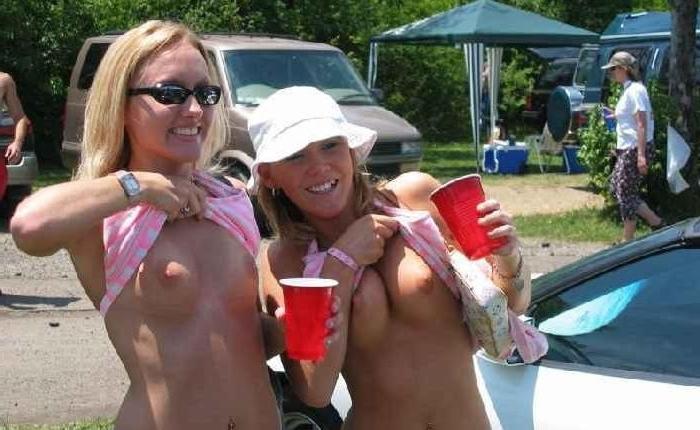 15P Gorgeous nude drunk girls posing on camera