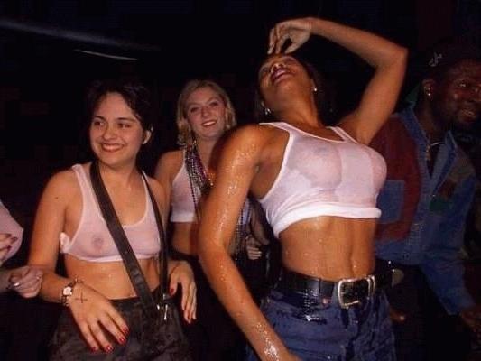 15P Gorgeous nude drunk girls posing on camera