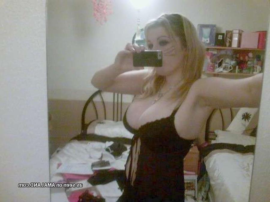 15P Big-tittied slut self shooting in her bedroom