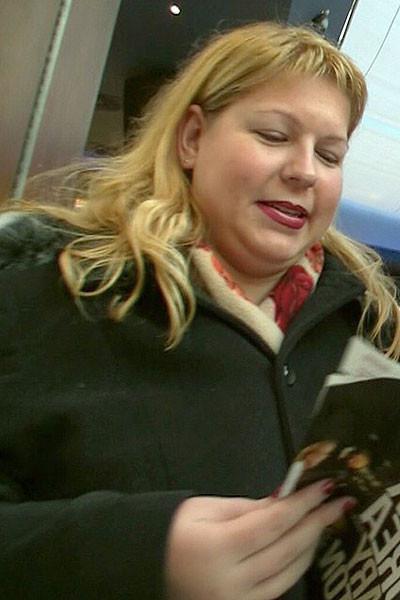 12P A blonde BBW chats with him at the mall and fucks with him on his soft couch