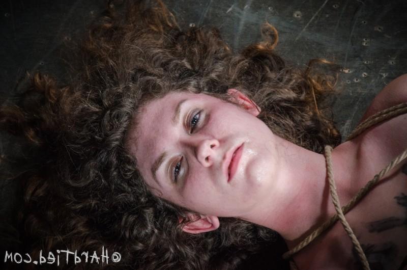16P Samsara isn't exactly new to bondage but she is definitely fresh meat for us. Sh