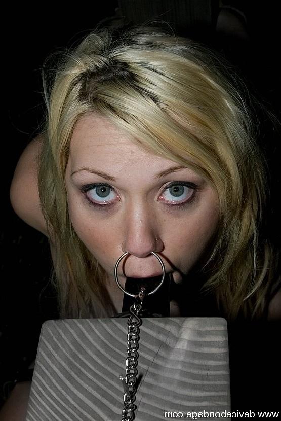 15P Blonde Samantha Sin locked up in metal cage pussy inserted