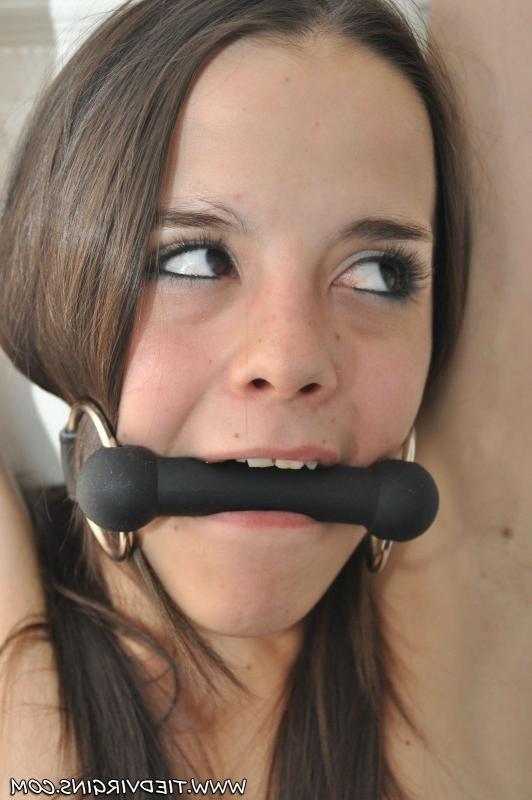 16P Girl tied up in bondage