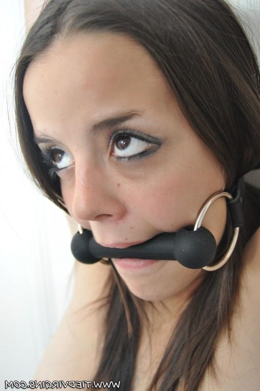 16P Girl tied up in bondage