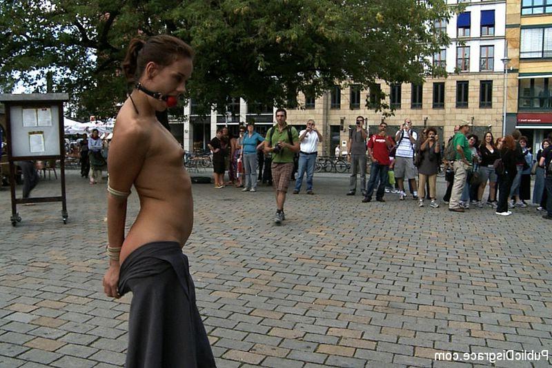 15P German slut naked in public and fucked in the subway