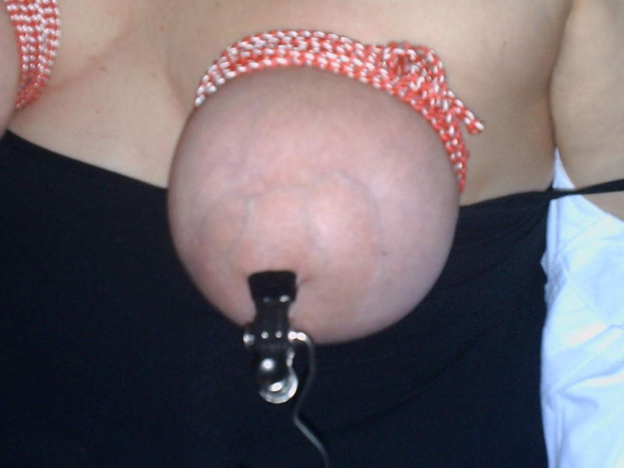 15P Tit bondage