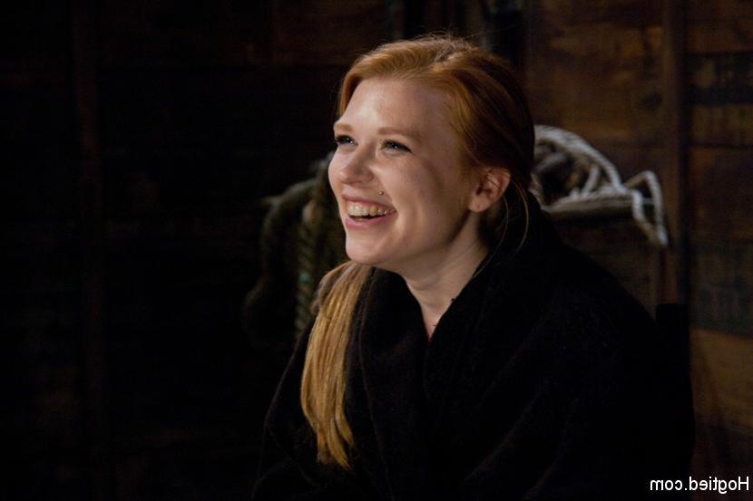 16P Madison Young redhead in severe rope bondage toyed