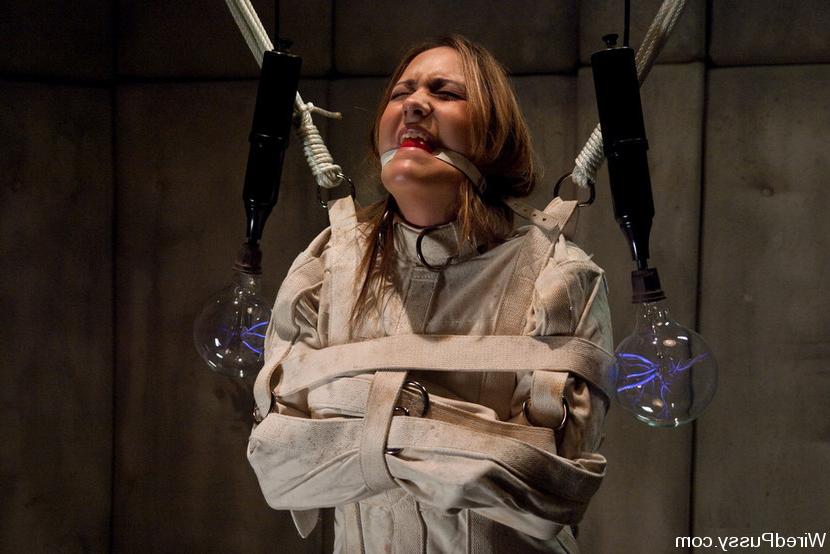 15P Ashley Fires plays a dominant doctor with patient