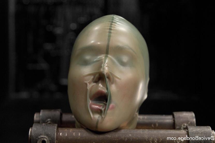 15P Star is endures pantyhose encasement bondage, latex breath games