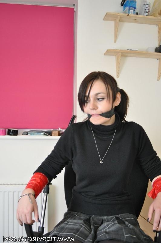 16P Girl tied up in bondage at office