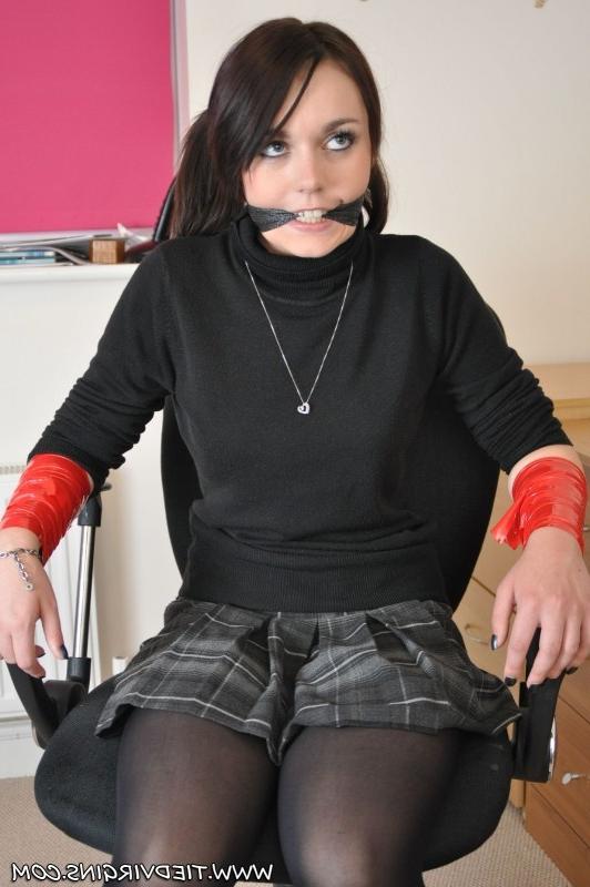 16P Girl tied up in bondage at office