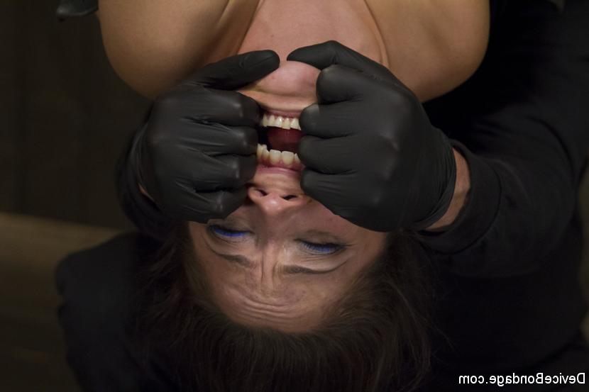 15P Kristina Rose in bondage with sextoys and uncontrollable orgasms