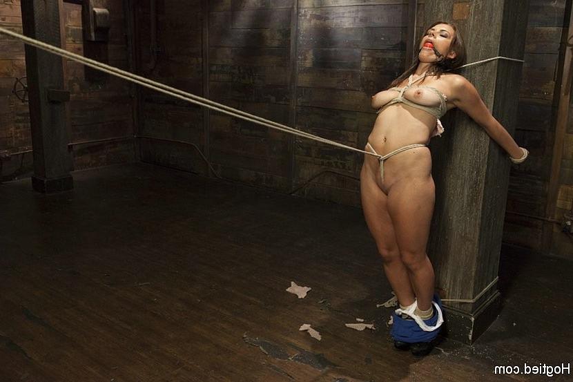 16P Kayla West busty in heavy rope bondage is toy made to orgasm