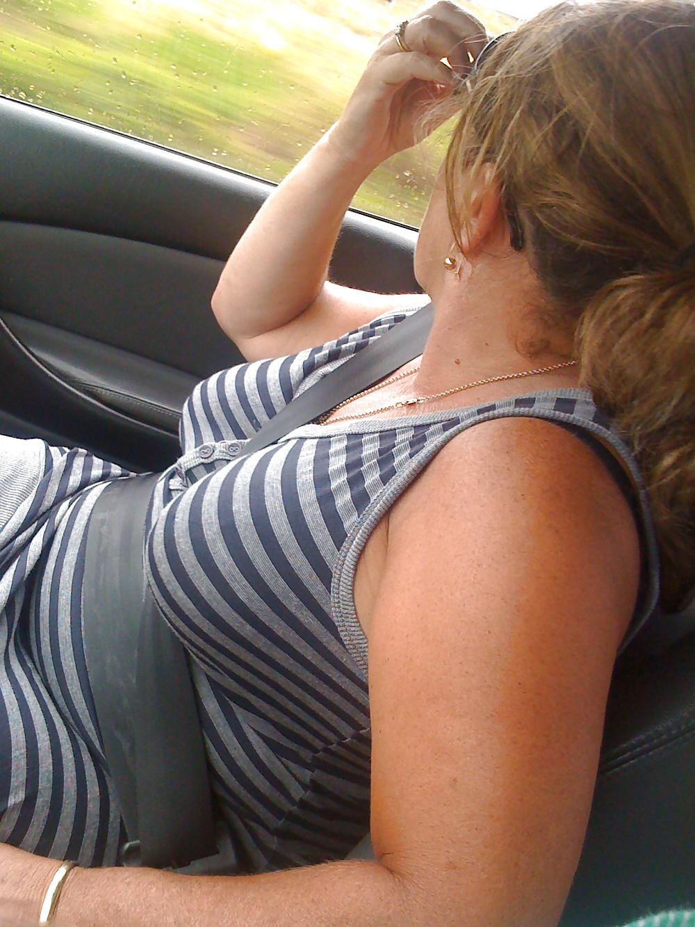 11P Michelle's hot back!!  mmmmmmmmmm