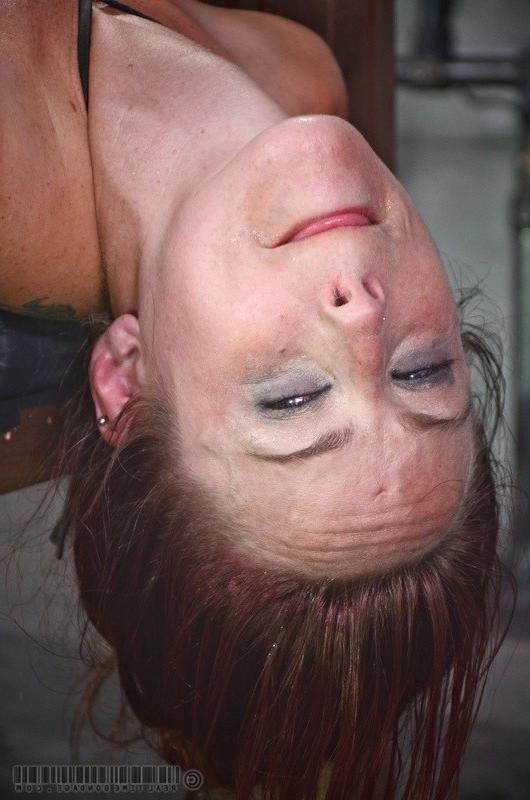16P Bella Rossi in wooden en strap bondage is double black fucked
