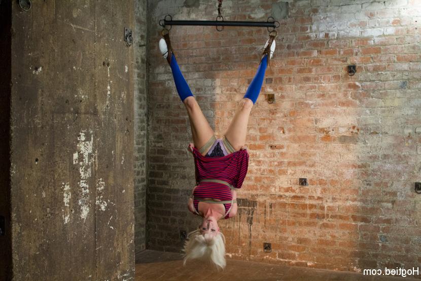 16P A blonde slavegirl gets hogtied and she seems to enjoy it