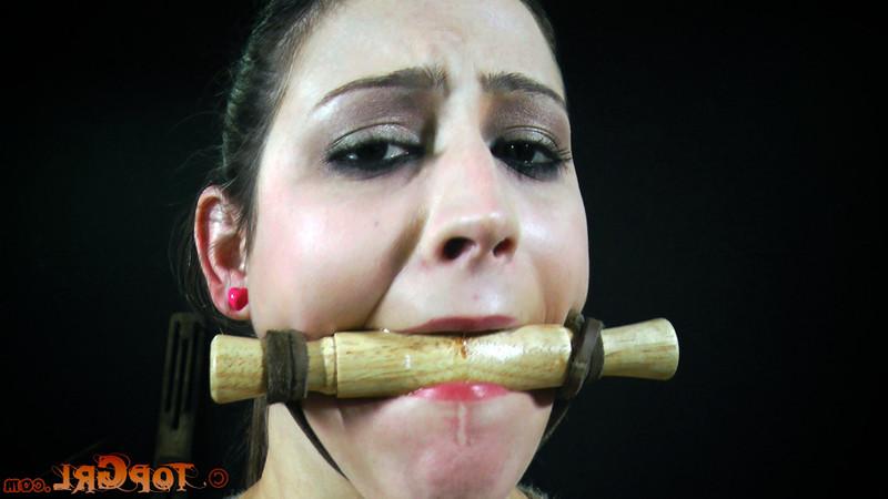 16P SD wants to watch Addie Juniper cum. She has her tied up because after a few or