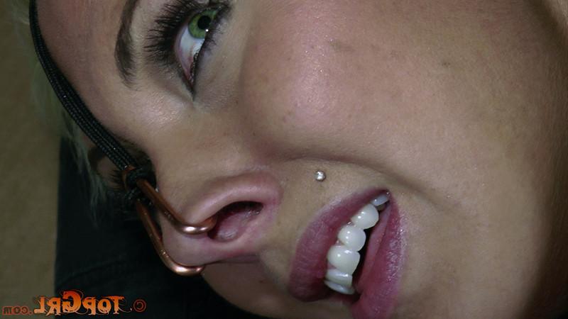 16P Skylar is a beautiful girl; a hot blond with great tits and a lovely face. Of c