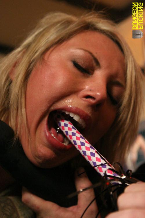 15P Happy New Year Whore