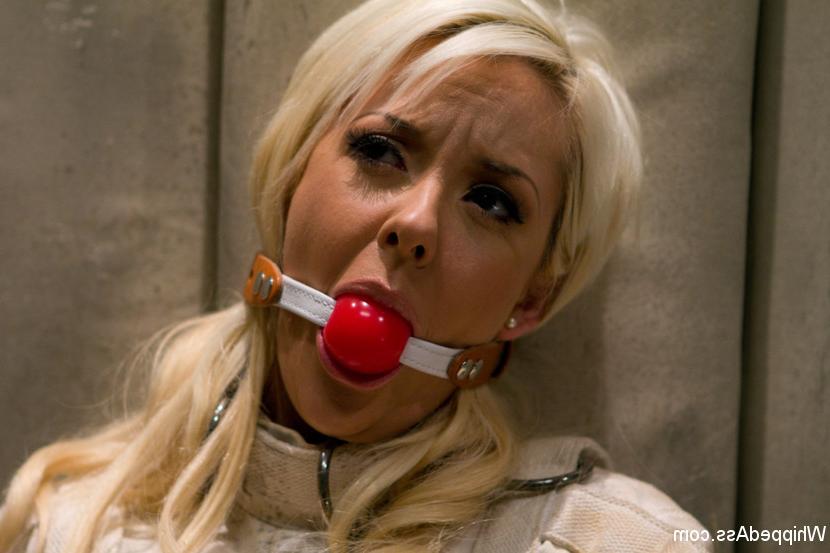 15P Sexy undercover journalist lands herself in prison to investigate allegations of
