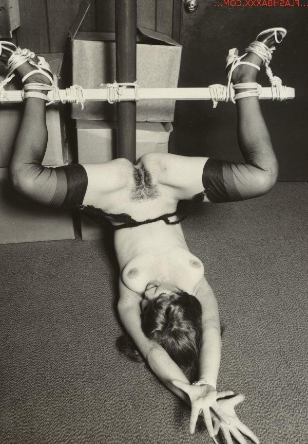 16P vintage bondage