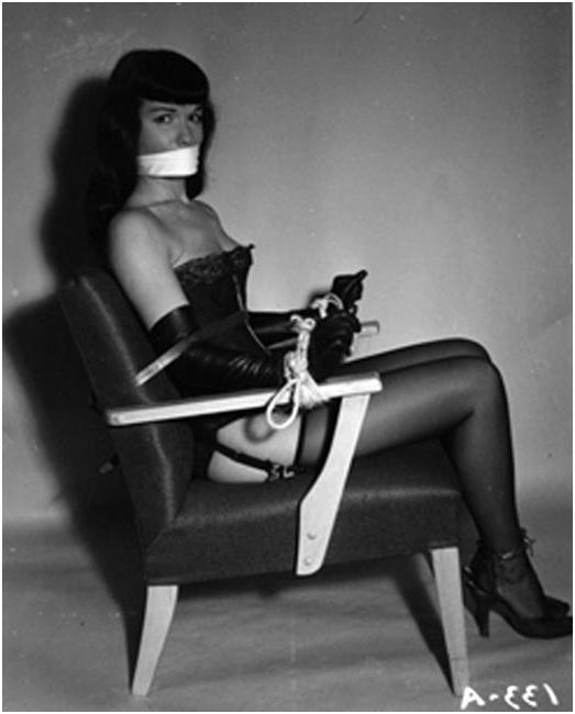 16P Retro bondage pics with Bettie Page that were made and collected in 60s