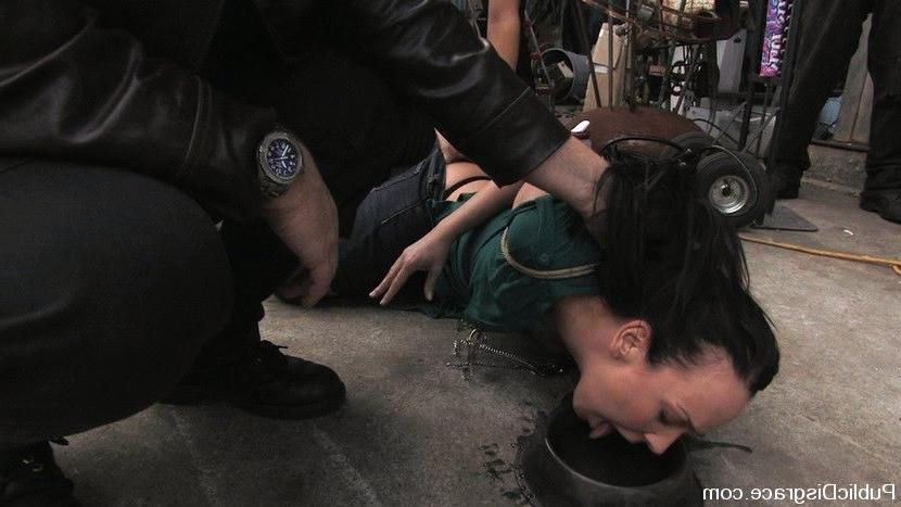 15P Horny chick gets bondage experience and fucked in public