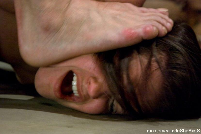 15P Charming Bobbi Starr getting bondage act and having sex