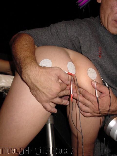 20P MILF gives up her body for  shocking wild trip with a doctor