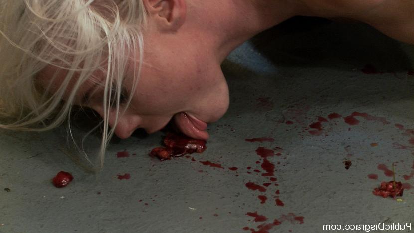 15P Lorelei Lee proves herself worthy of being Princess Donna's property by sucking 