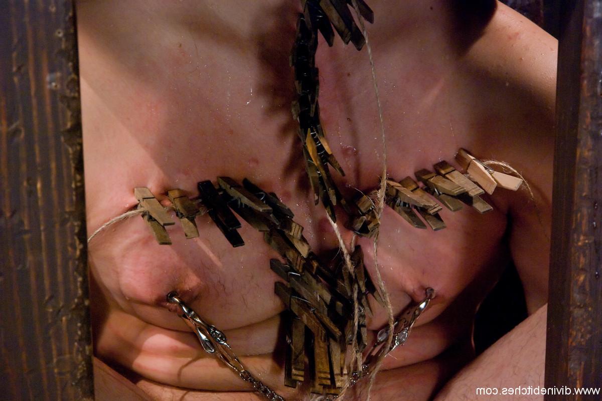24P Submissive male slaves submit to female domination