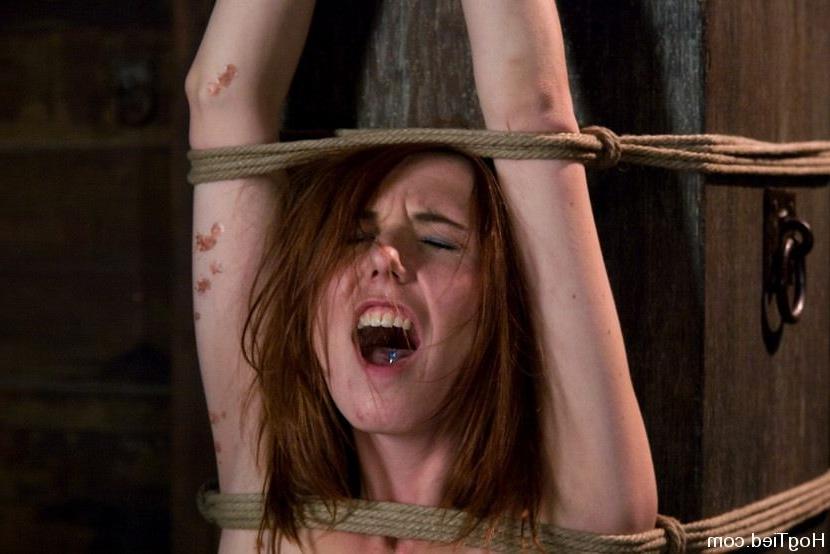 15P Kinky babe with penetrated devices in pussy and gets bondage