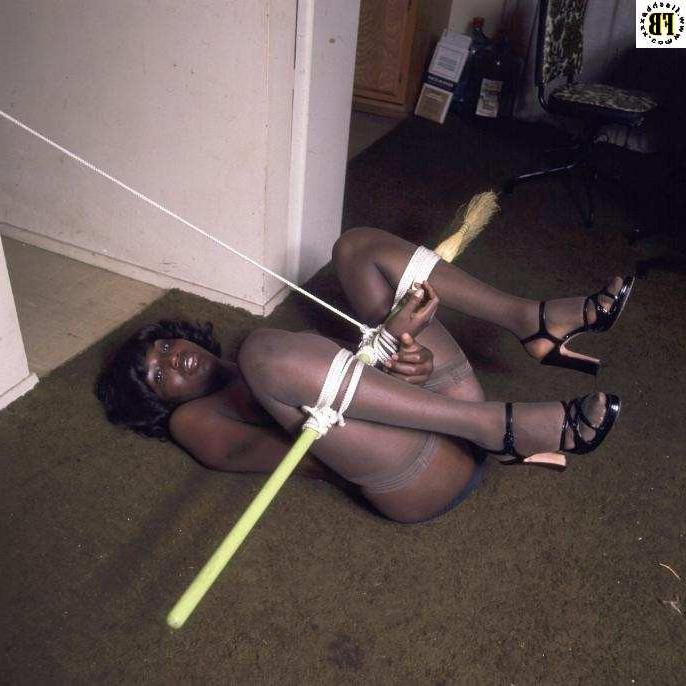 15P Oldtime bondage bitches all tied up