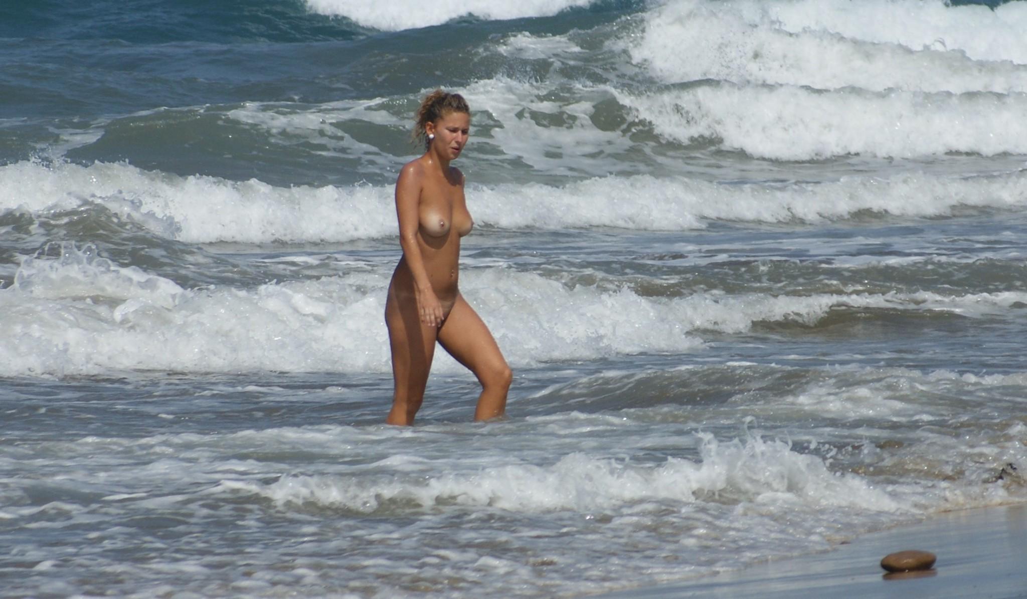15P Look at their faces when these teens strip nude