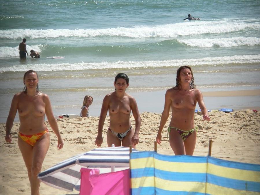 15P She wants to feel the hot sand on her naked body