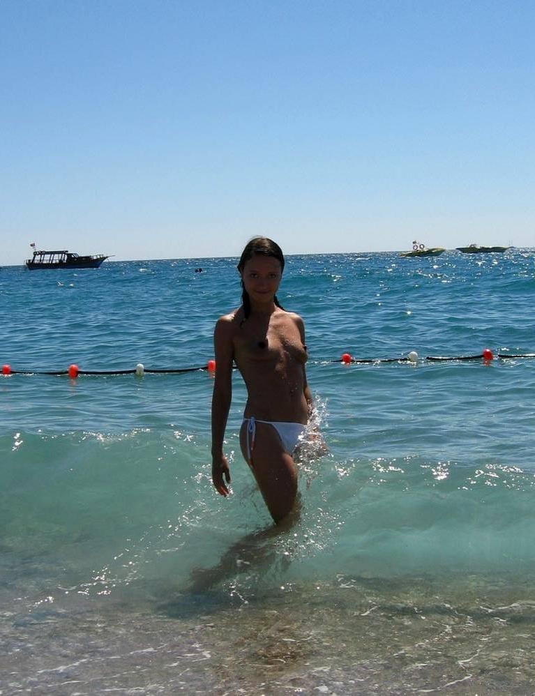 15P Amazing young nudists touch each other's bodies