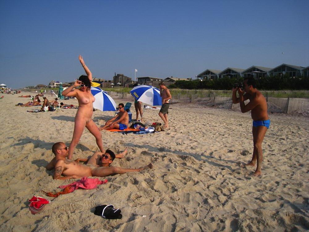 15P No chick at the nude beach is hotter than this one