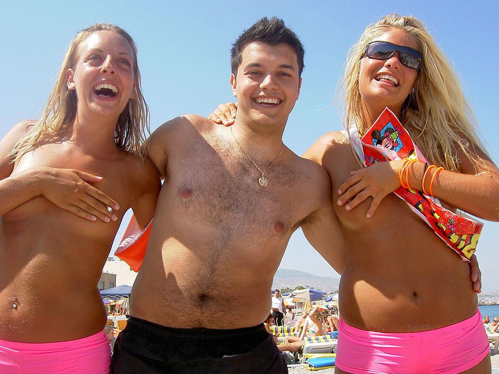 15P Tanning nude hottie exposes her perfect teen body