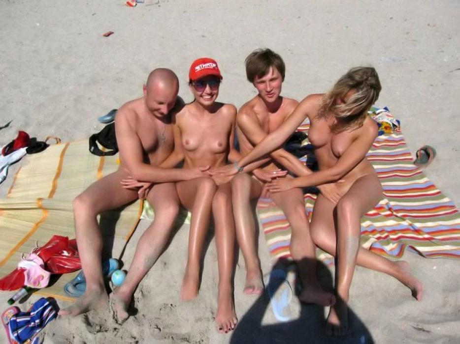 15P Her sexy body gets a tan after she strips naked