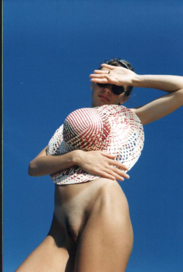 15P No chick at the nude beach is hotter than this one