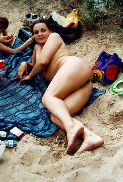 15P The clothes come off quickly for two young nudists