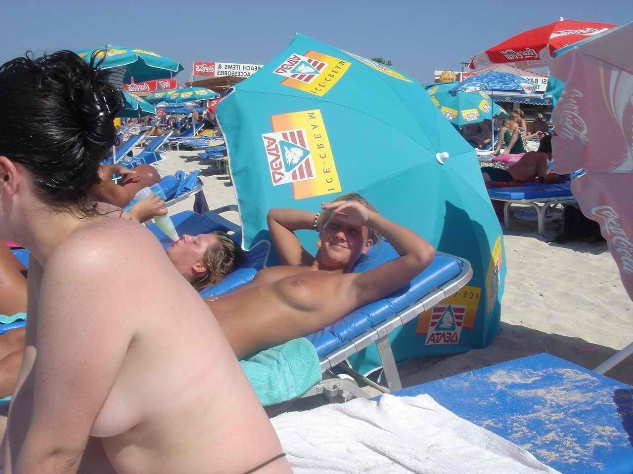 15P Everything this teen nudist does looks really hot