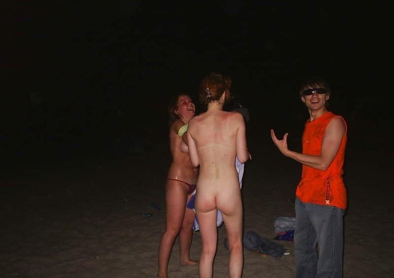 15P Gorgeous nude teen exposes her skinny nude body