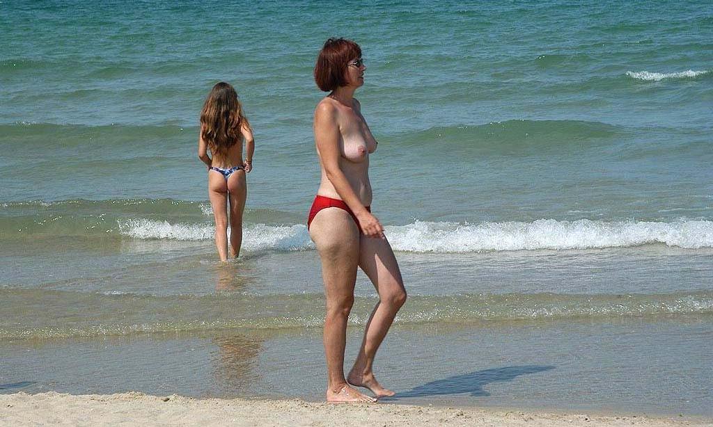 15P Teen Russian nudists rub down each other's bodies