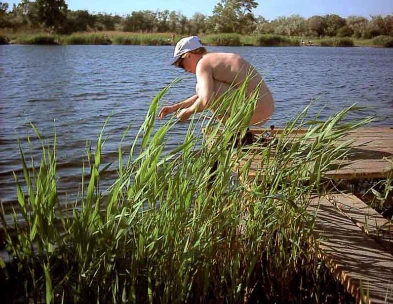 15P She enjoys the feel of warm water on her nude body