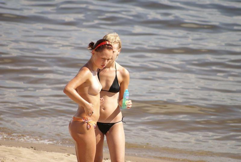 15P Barely legal nudist beach teen tans her whole body