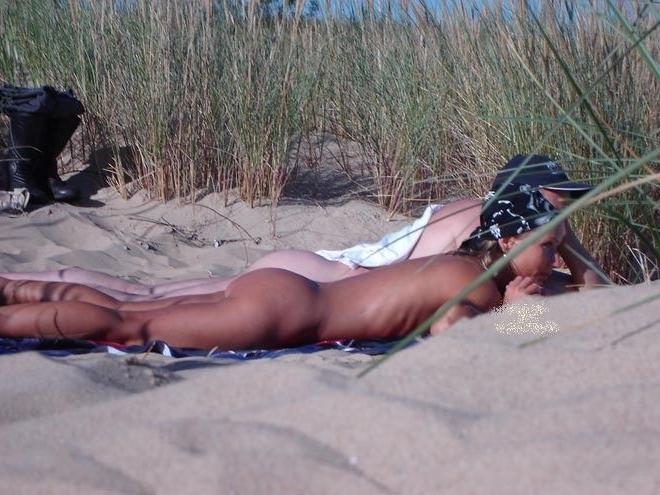 15P No chick at the nude beach is hotter than this one