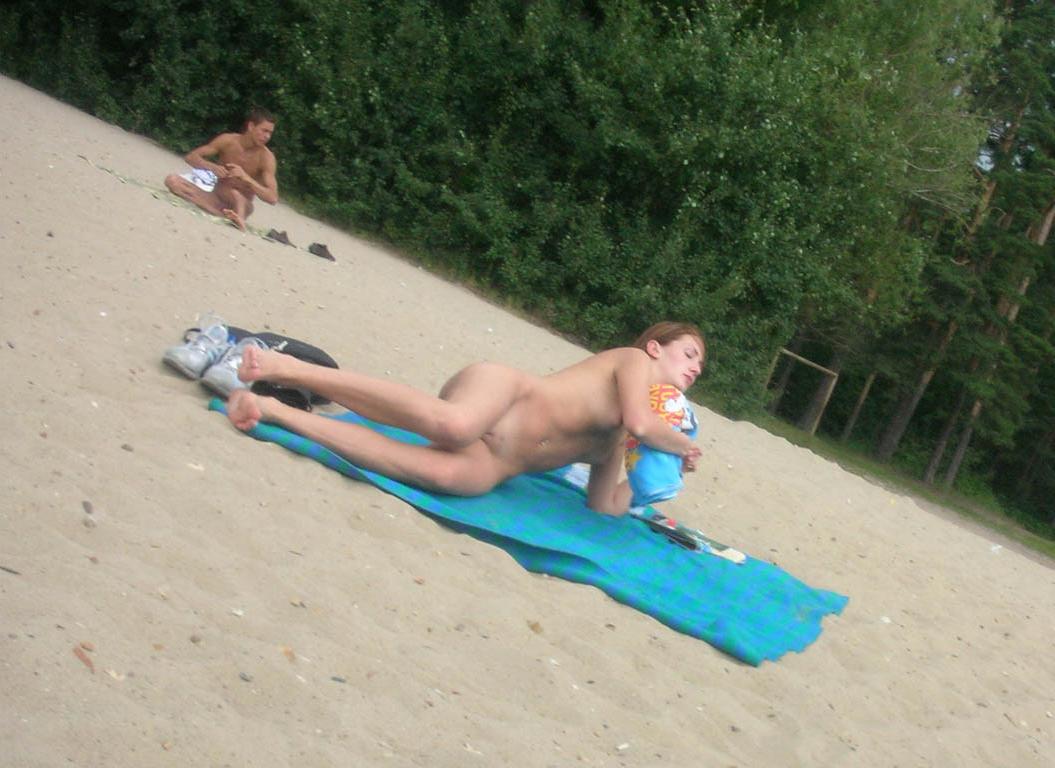 15P Everyone is excited when this nudist girl shows up